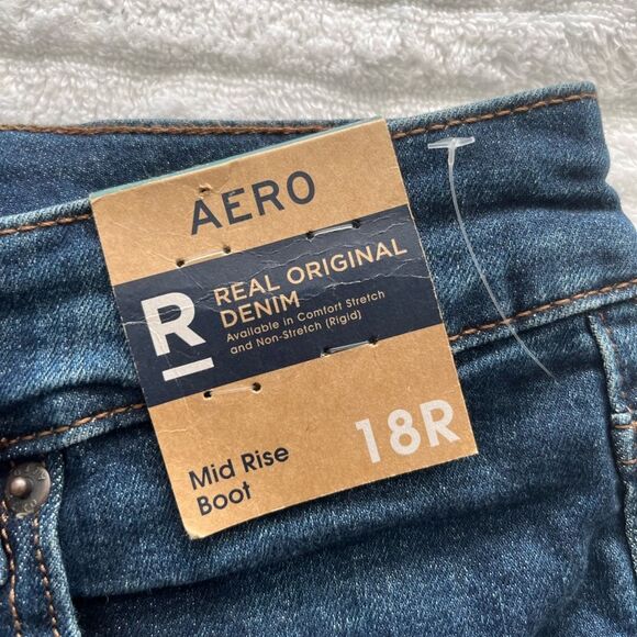Aeropostale Mid Rise Boot Cut Jeans Size 18R NWT - Picture 8 of 9